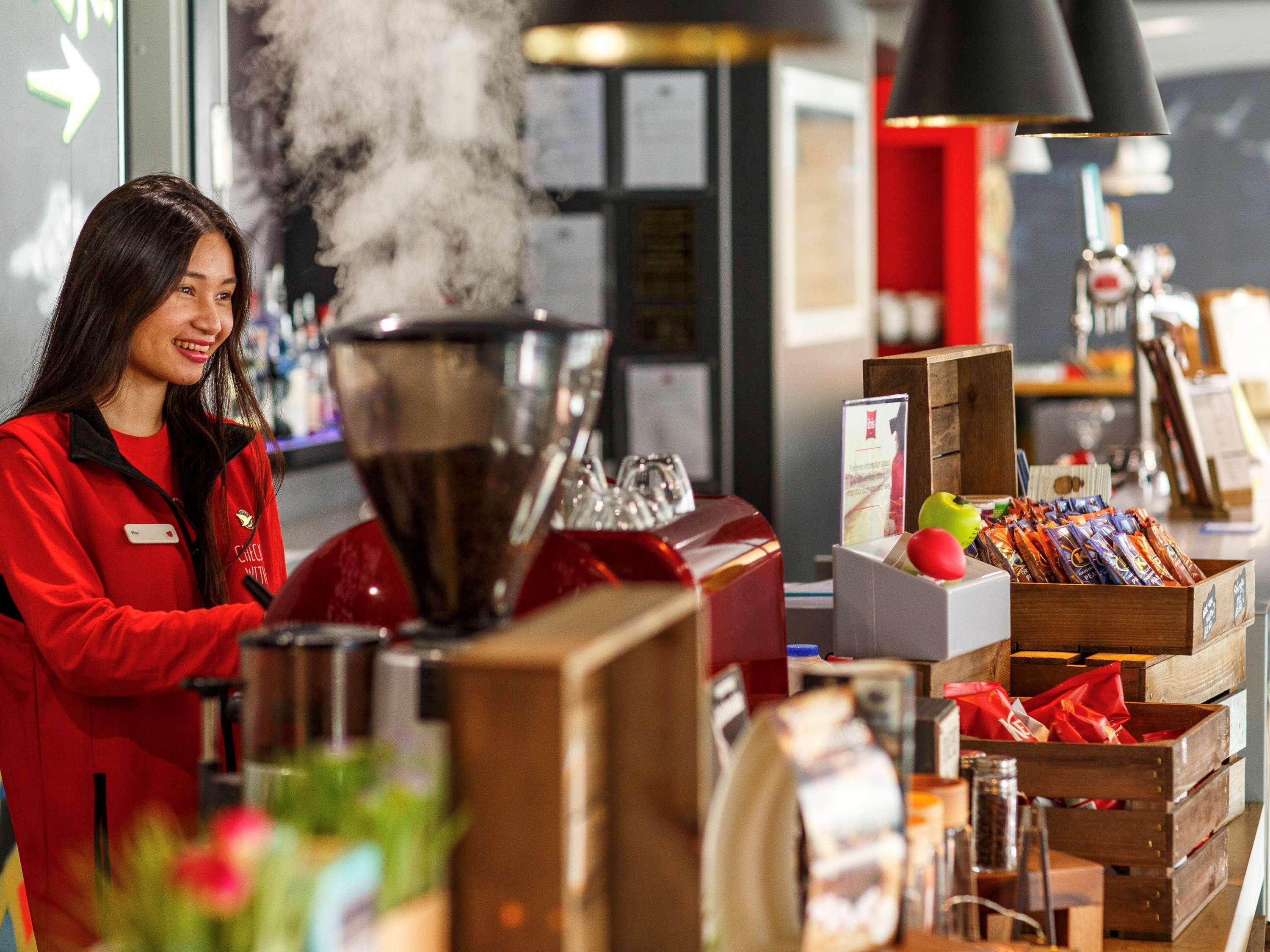 布莱顿城市中心宜必思酒店 - 车站 布赖顿 外观 照片