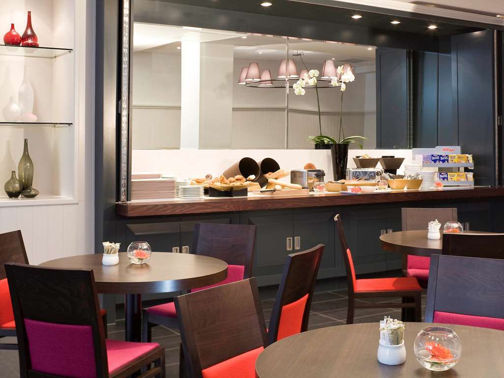 布莱顿城市中心宜必思酒店 - 车站 布赖顿 餐厅 照片